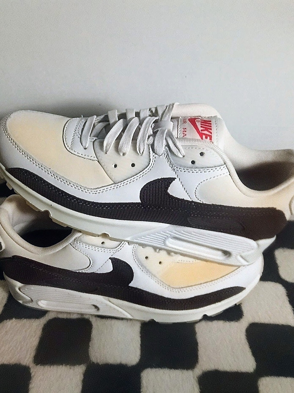 Nike Air Max 90. 9M